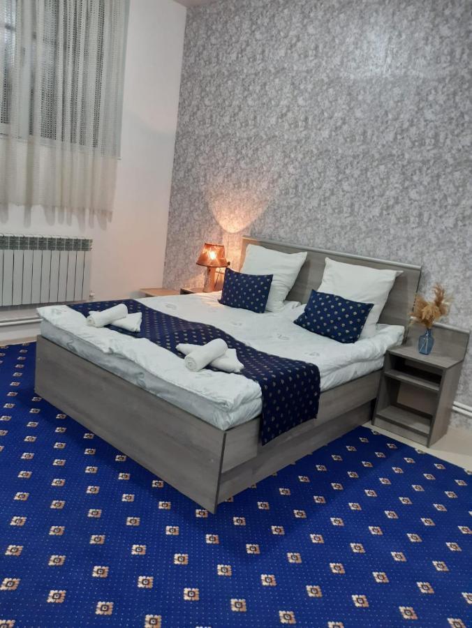 Lind Guest House B&B Giumri Zewnętrze zdjęcie