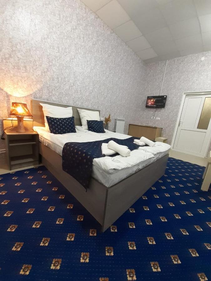 Lind Guest House B&B Giumri Zewnętrze zdjęcie