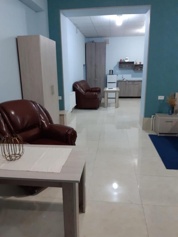 Lind Guest House B&B Giumri Zewnętrze zdjęcie